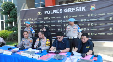 Profesor Sutan Nasomal Harapkan Kapolri Beri Penghargaan Bagi Kapolda Berhasil Ungkap Kasus Seperti Kapolres Gresik Surabaya!!